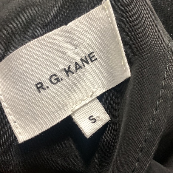 R.G. Kane Scoop Neck, Knee Length dress, Raw edge trim, Long Sleeves Size Small - Picture 10 of 11